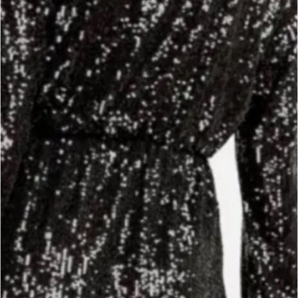 Back Stage Sequin Dress Long Sleeves Chic Cinch Waist Black NEW With Tags NWT - Picture 6 of 13